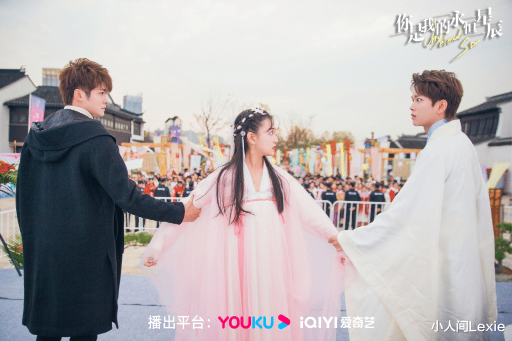 蒋依依|蒋依依新剧“照骗”,男演员含丑量高,剧情狗血资源降级