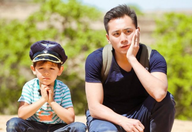 诺一|诺一现身成都被偶遇,全身上下七种颜色,妹妹霓娜近照撞脸杨颖