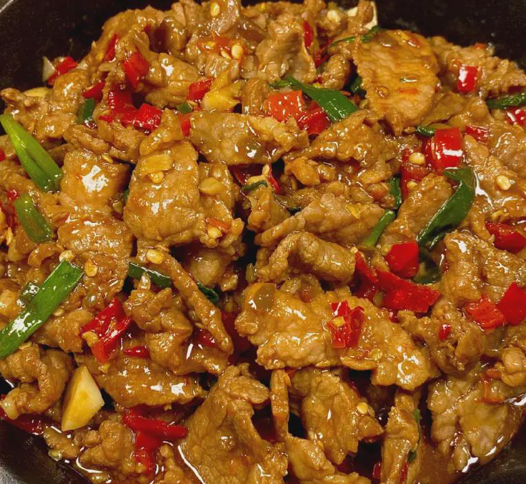 辣椒|我家最受欢迎的下饭菜,荤素搭配,开胃又解馋,顿顿能吃2碗米饭