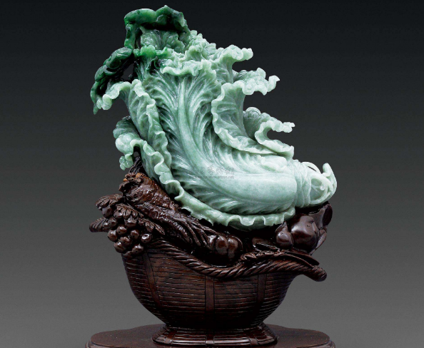 玉白菜，我们生活中常见的玉雕题材。