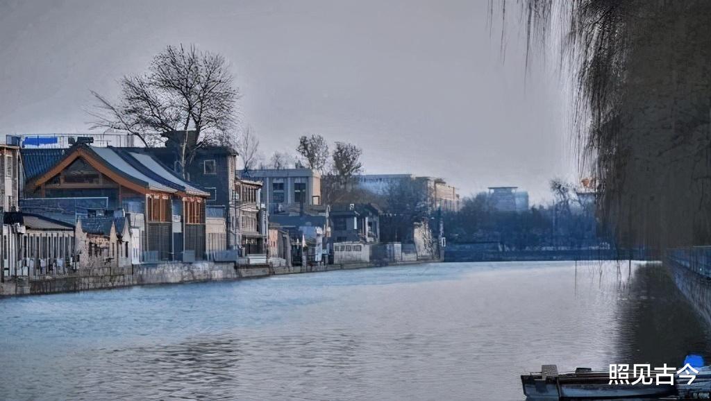 “虎妈”邓文迪:身价400亿也为俩女儿铺路,大女儿男友背景强大