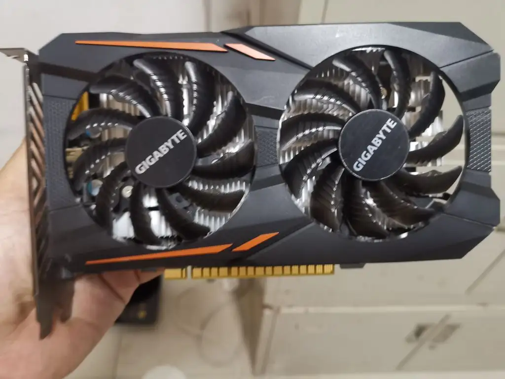 显卡|千元预算如何选购显卡 ?性能、品质之间的抉择,一个被遗忘的市场