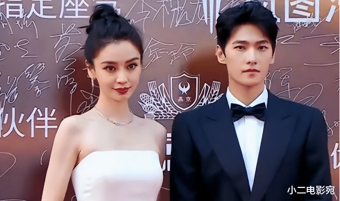 章子怡|华表奖后台，章子怡在圈内“资本”的地位被展现得淋漓尽致