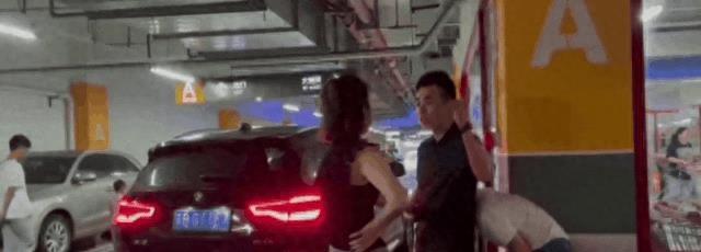 网红雪梨被曝当小三，直接被正室捉奸在床，现场不堪视频曝光