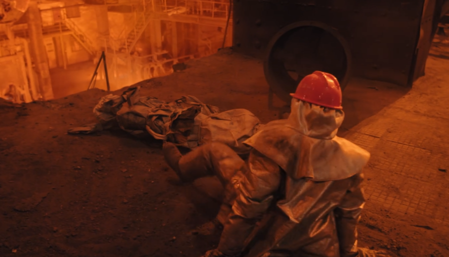 漫长的季节|漫长的季节:碎尸案真相大白,沈默激情杀人,但剧情出现极大漏洞