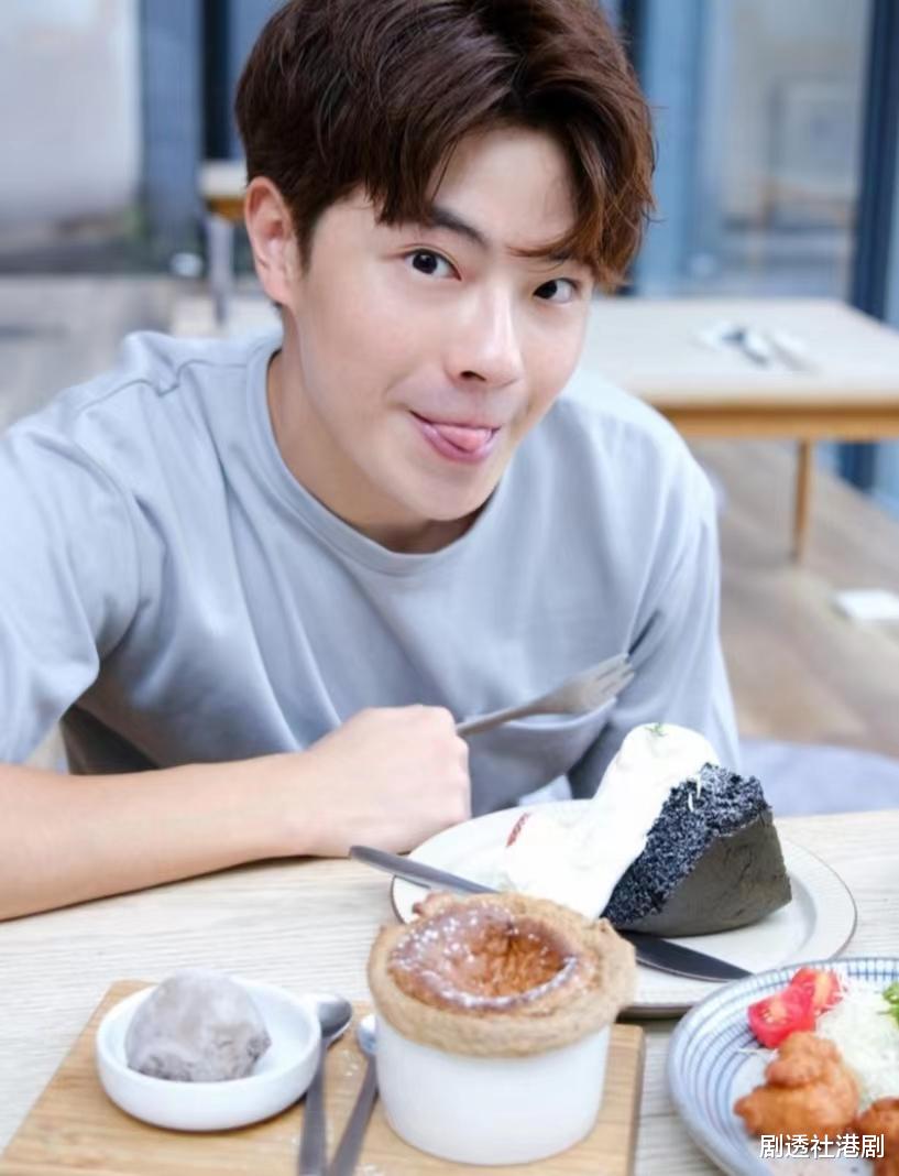 样貌进化?TVB小生五官越变越精致被质疑整容,曾被传偷食而引关注