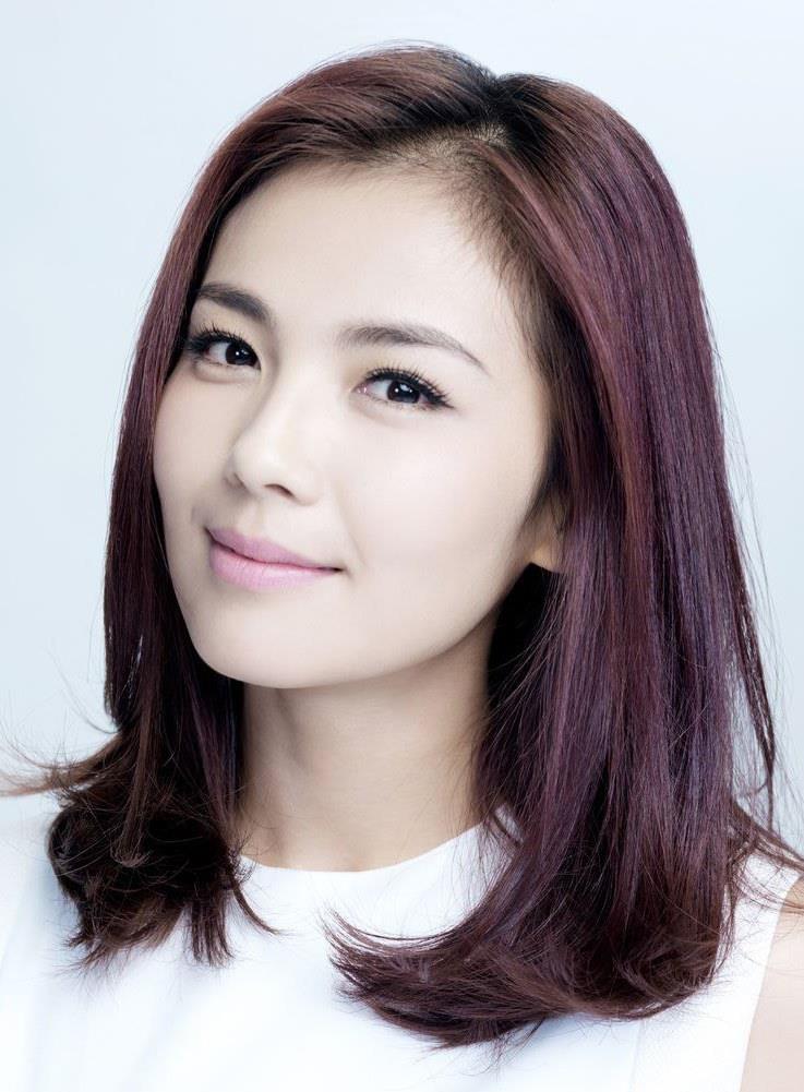 收手吧刘晓庆！70岁演“少女”雷人又无脑，网友：实在是辣眼睛！