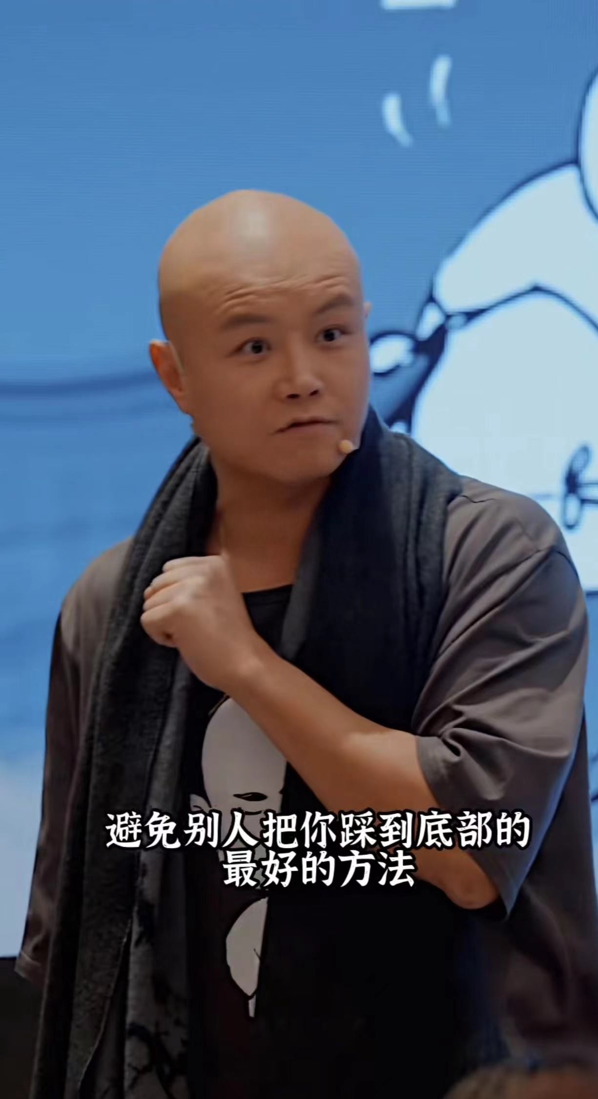 48岁乐嘉跨国声援李玟！自曝被封杀内幕，多位知名艺人被卷入其中