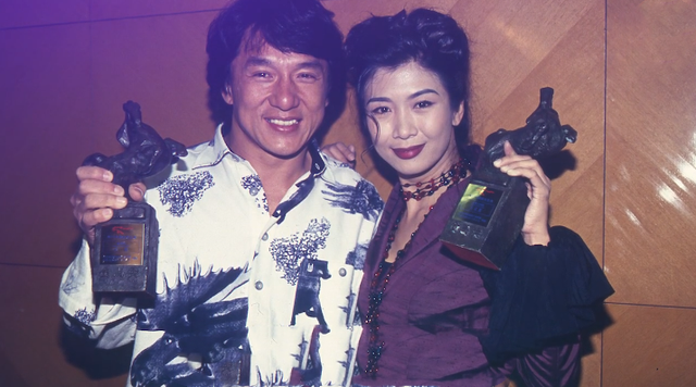 她,吻戏拍到嘴流血,用13个字回应和成龙的绯闻