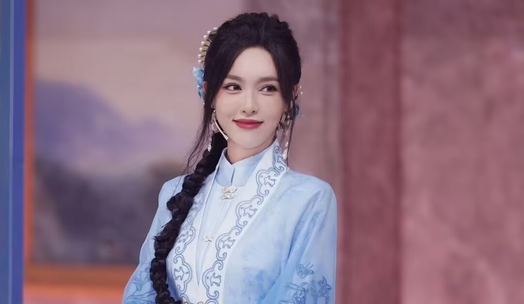 唐嫣再启古装新作，被爆与陈晓、龚俊领衔，张婧仪、杨蓉惊喜加盟