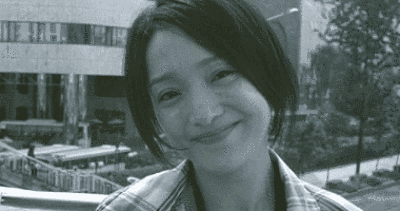 周迅素颜曝光引发网友爆笑：周女士，请记得自己是个一线女明星