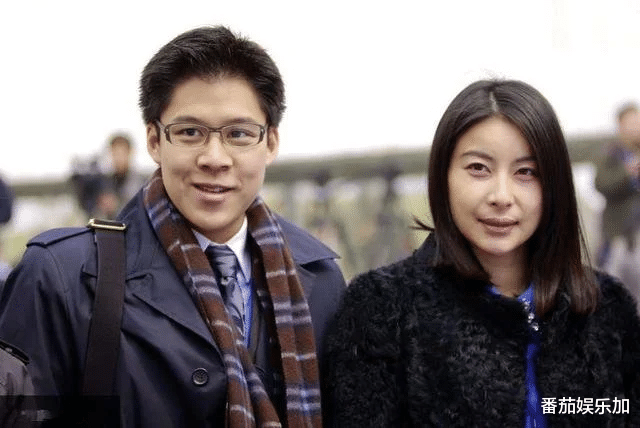 郭晶晶丈夫霍启刚深夜无眠，亲自为父发声，评论区沦陷