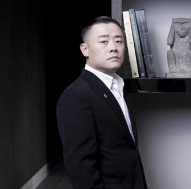 事实证明,“消失”六年的周立波,已经走上了一条“不归路”