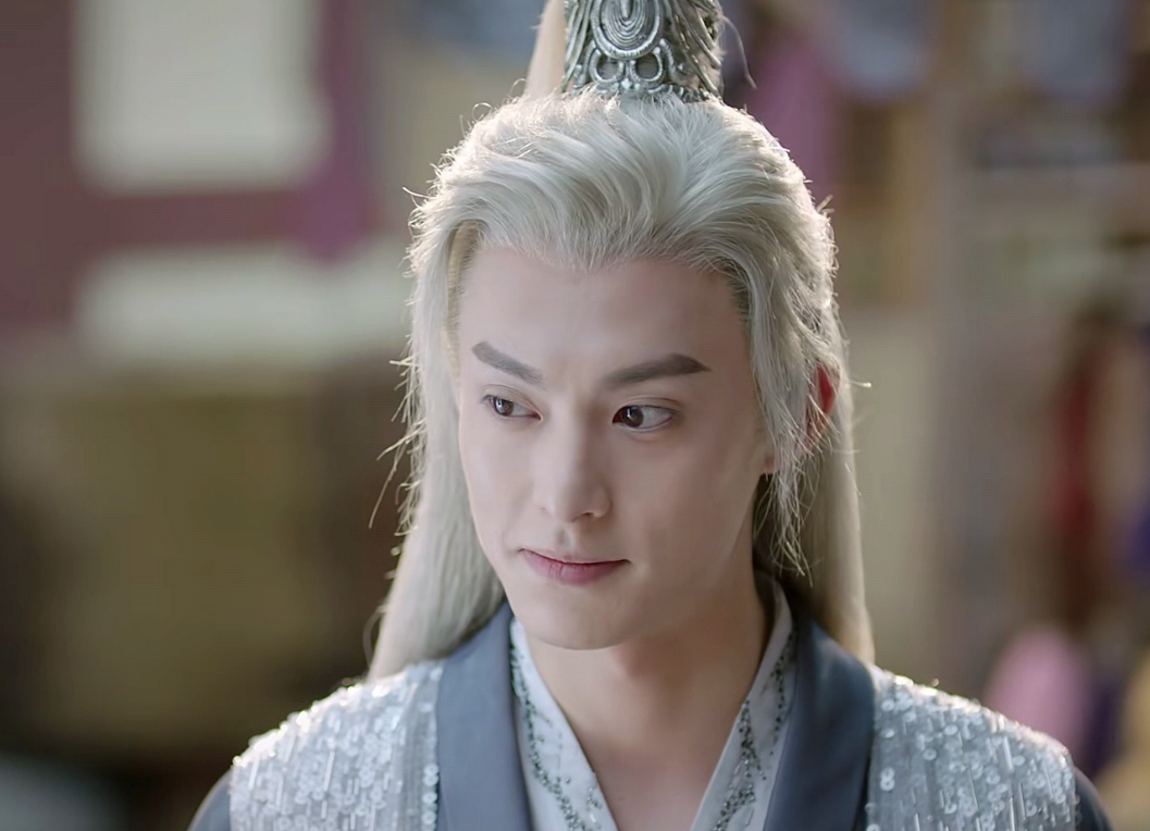 一夜飞升男顶流,他配吗?