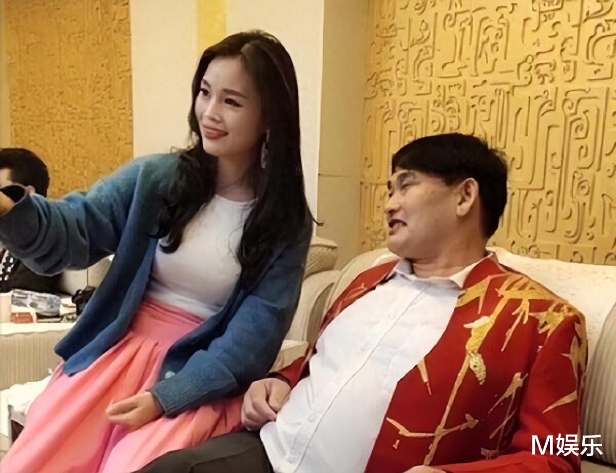 如今“口碑尽毁”的大衣哥朱之文,到底做错了什么?