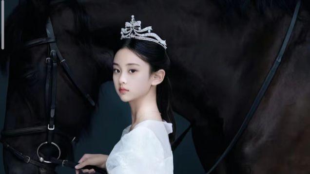 贾乃亮女儿发文怼恶评，甜馨关闭评论：把嘴放干净点，恶心到我了