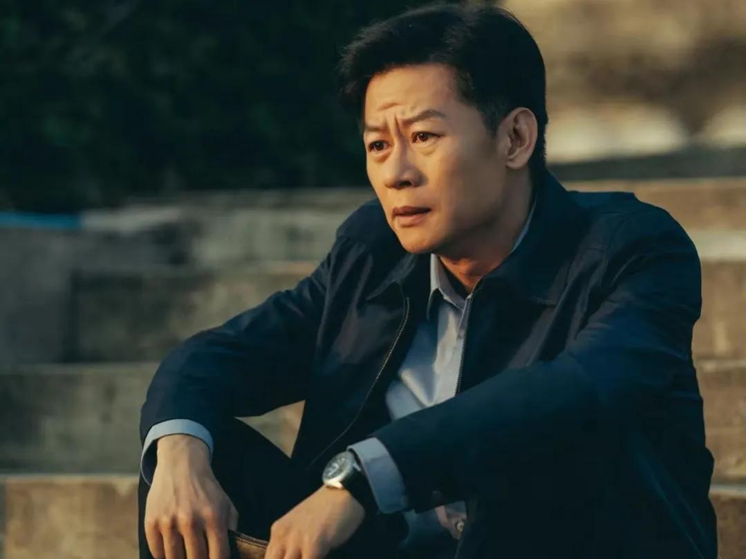 李健|李健：娶中学初恋女友，出道多年不温不火，42岁靠《狂飙》走红