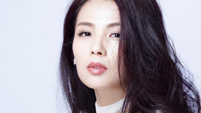 刘涛“私生女”事件升级,男方身份水落石出?原来王珂才是人间清醒