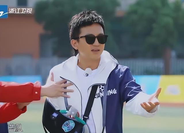 |离开跑男4年后，邓超如今的生活过得怎样？