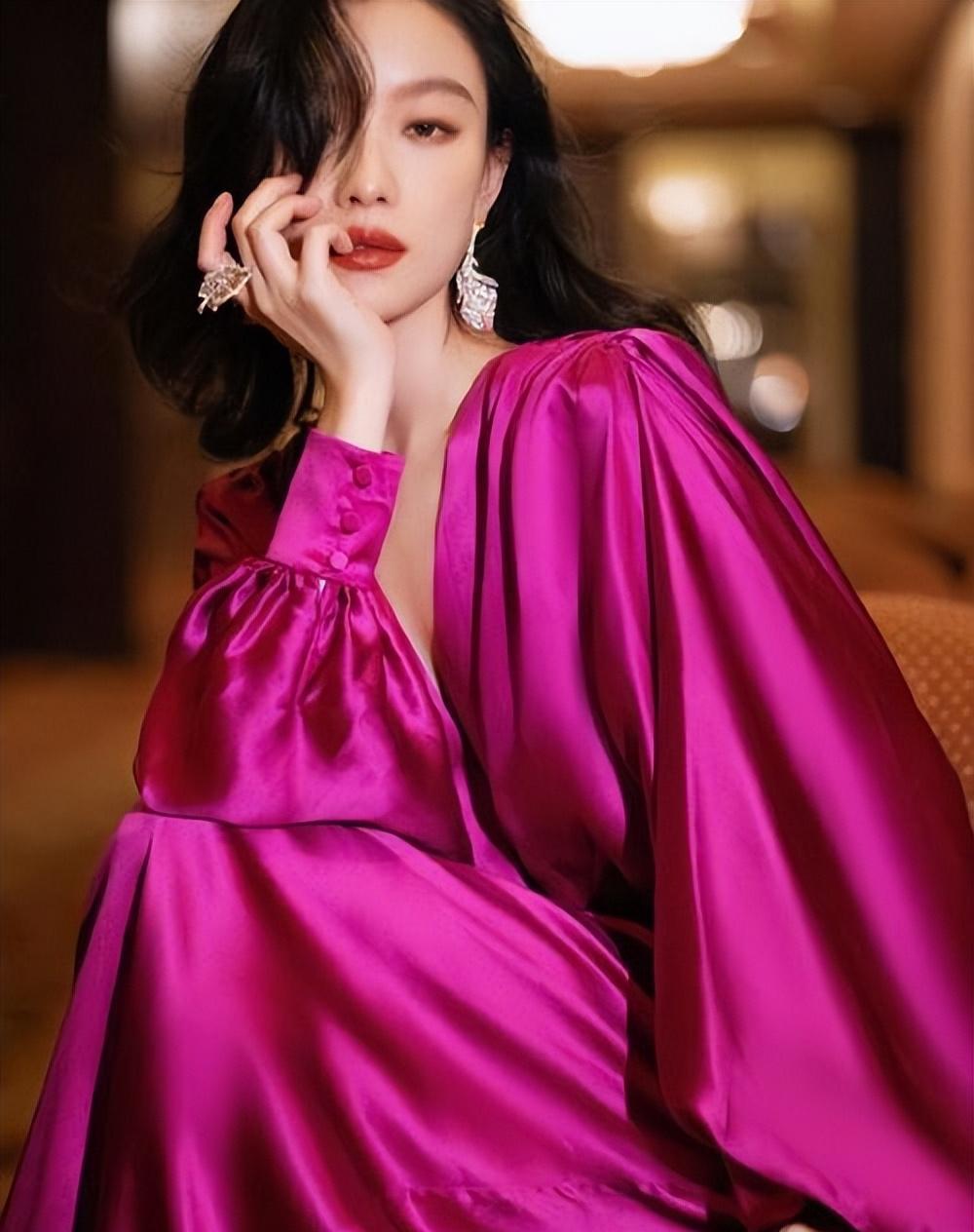 演技再优秀，也救不了“疯狂擦边”的倪妮