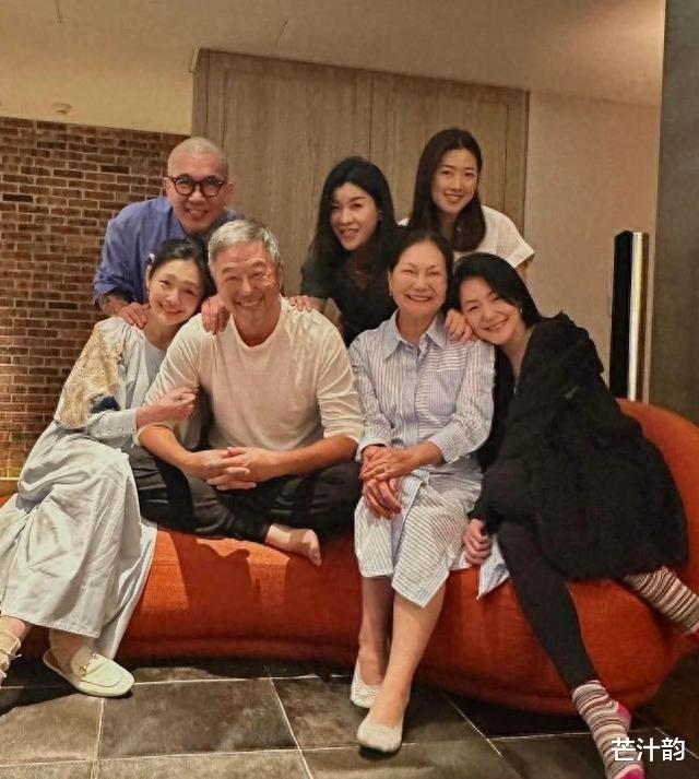 小S被曝事业走下坡路,对未能入围回应很真实,人气不如转型网红