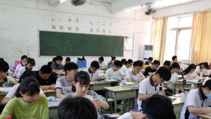 中考失利后，孩子怎么选择职业学校？