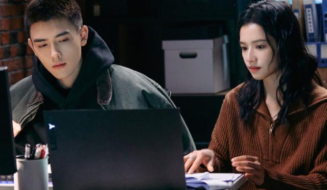 打火机与公主裙|《点燃我,温暖你》:现代职场与爱情的竞争