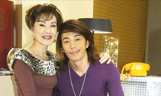 夏台凤:惨遭双性恋丈夫骗婚,被借腹生子,66岁时儿子患癌去世!