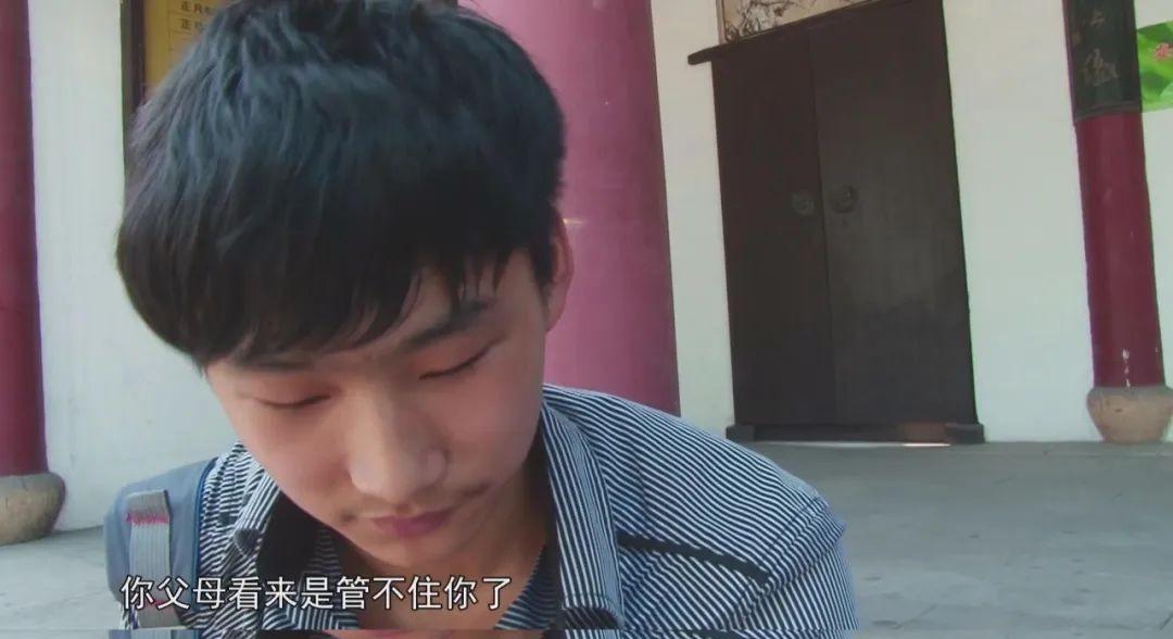 7天狂赚一个亿！被封杀，被下架，也挡不住观众连夜排队送钱…