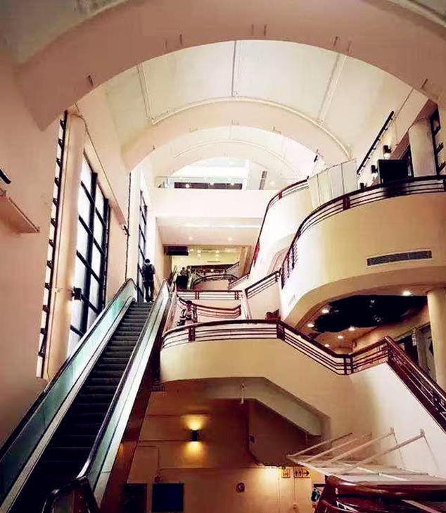 李泽楷:我可以活成父亲李嘉诚,但绝不让梁洛施成为下一个庄月明