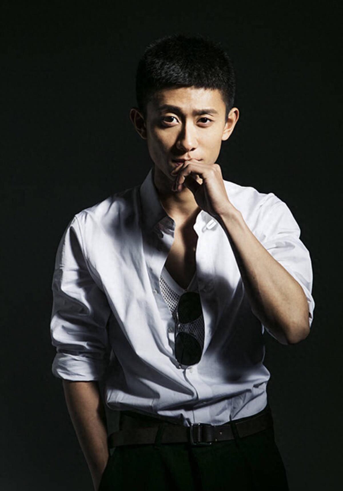 《家有儿女》穿帮的镜头,多年后才发现,网友:都笑出声来!