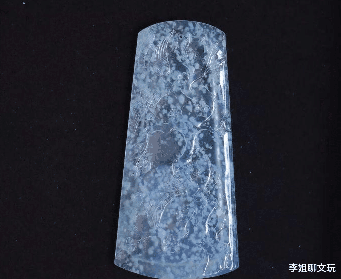 什么是雪花棉翡翠,它是怎么样加工出来的,价值又有多少