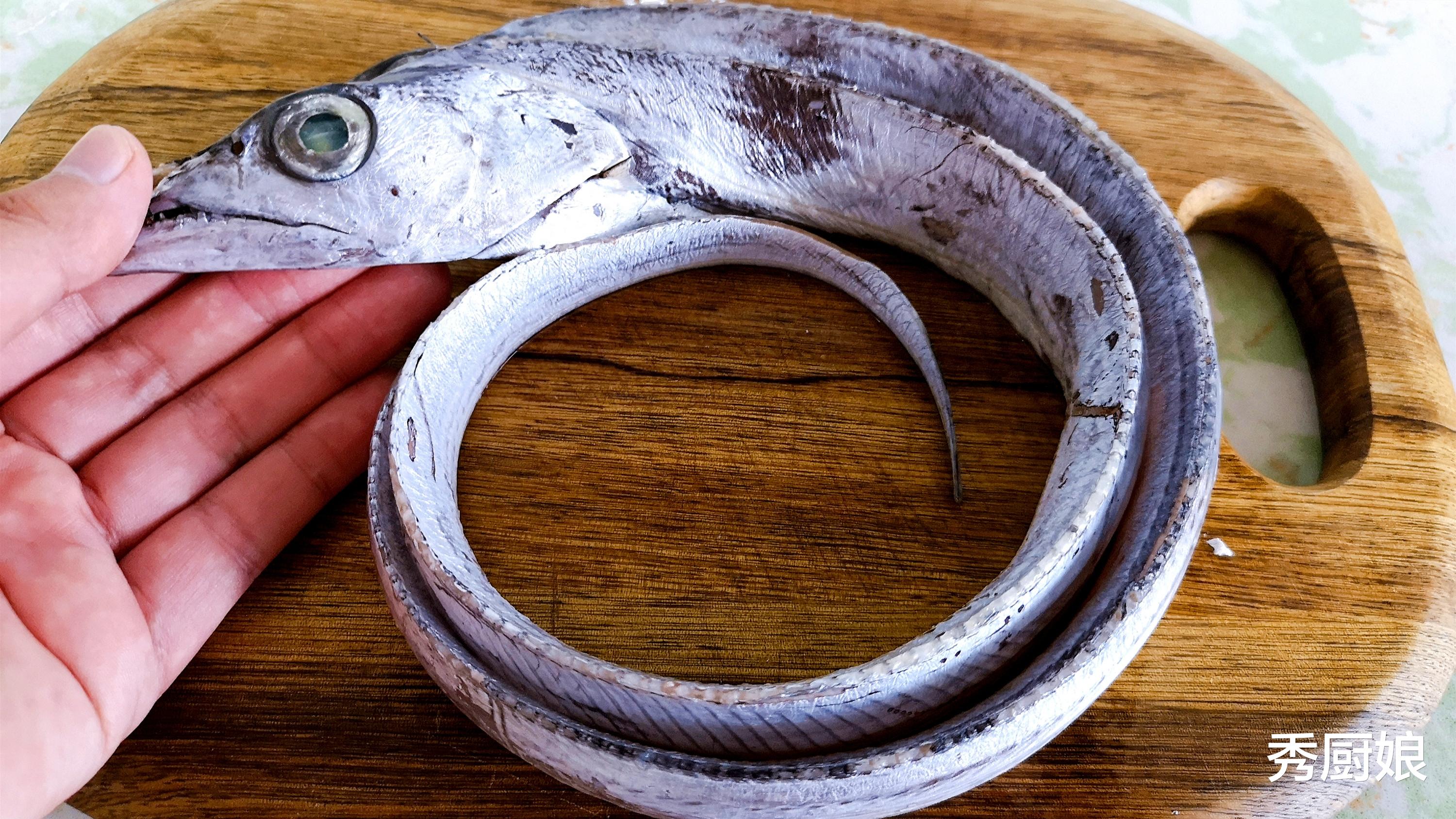 带鱼|买带鱼时,要分清“黄眼”和“黑眼”,差别很大,弄懂再买不吃亏