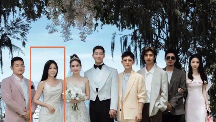 窦骁|婚礼2天后，窦骁跟另一位女艺人冲上热搜了