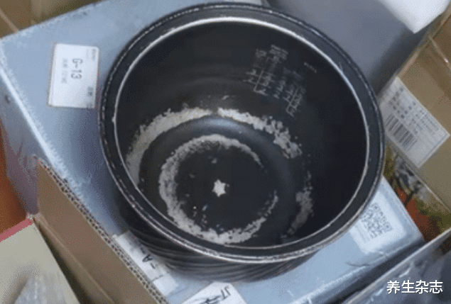 甲状腺|卫生组织再三呼吁:停止使用“1电饭煲”,正在慢慢掏空你的甲状腺,趁早丢