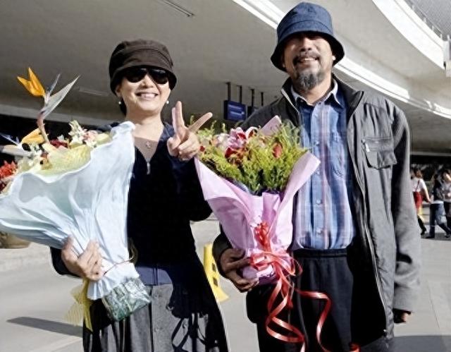 善恶终有报!63岁在美国捡垃圾的吕丽萍,已经活成了一个“笑话”