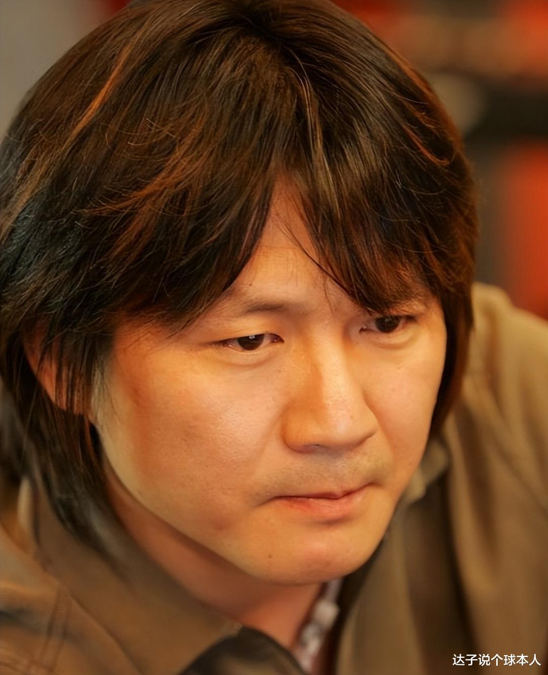 王菲|天后玩得开,包养小鲜肉?锋菲恋再现世纪牵手,机场大秀恩爱!