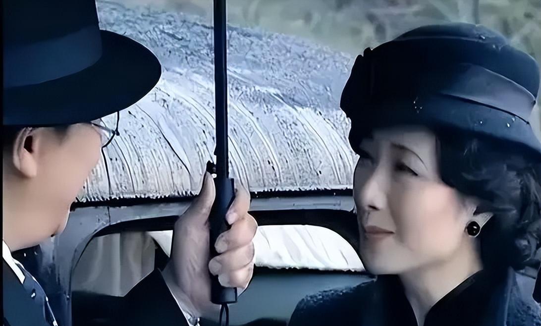 范冰冰|演员王静：低调演戏36年，一人撑起母亲晚年，59岁婚姻成谜！