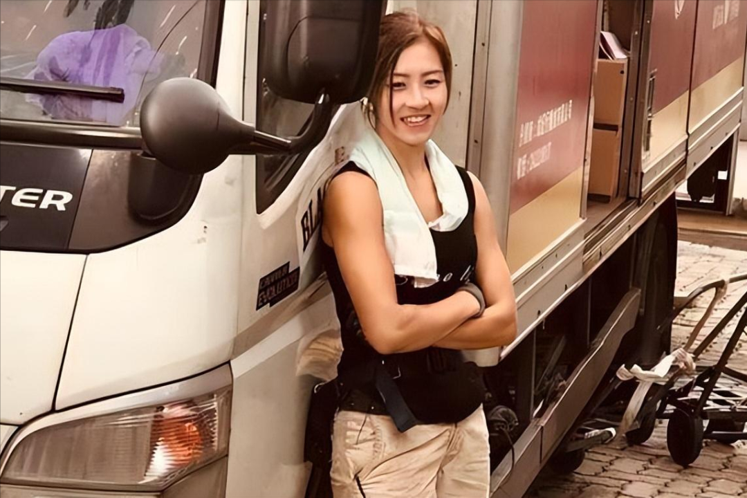 香港最美搬运工,参加相亲节目被富二代抱走,如今现状打脸多少人