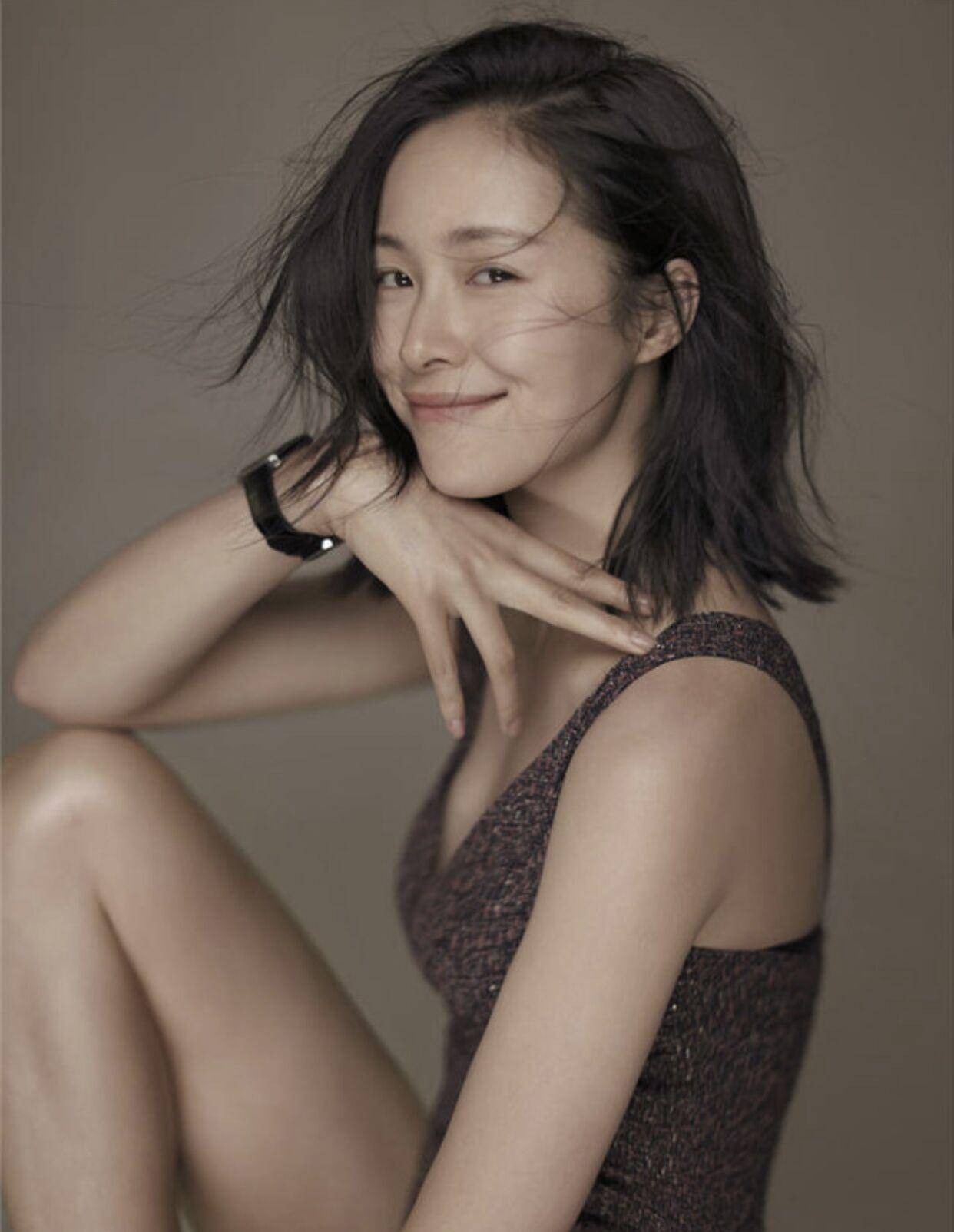 到处认“干爹干哥”，在男人堆里游刃有余，“顶级绿茶”终于现形！