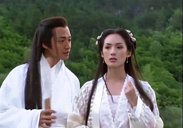 年轻时帅气逼人，老了却像“大姨”，这6位中年油腻的男星好可惜