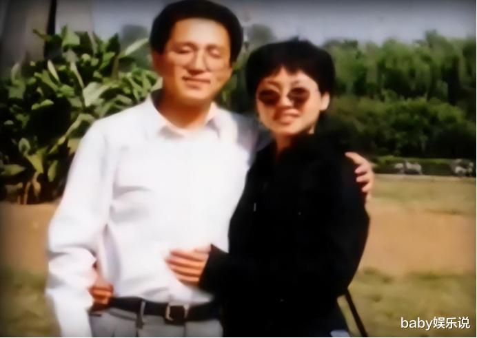 句兆杰|国家一级演员句号:二婚娶小11岁“丫蛋”,如今活成人生赢家