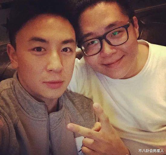 29年后，释小龙成老板，郝劭文养继女，为何走上不同路？