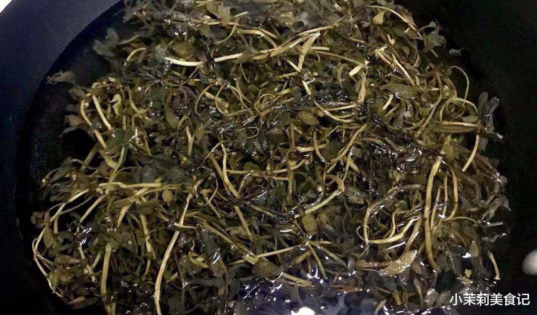 |一通便，二护眼，三强筋骨，深秋抓紧晒干保存，冬天蒸包子吃特香