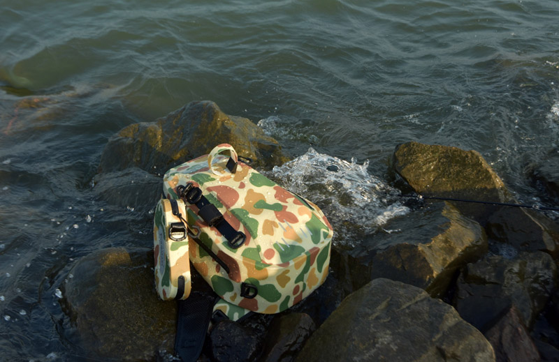 |路亚野钓有风险 为什么要选择路亚防水包