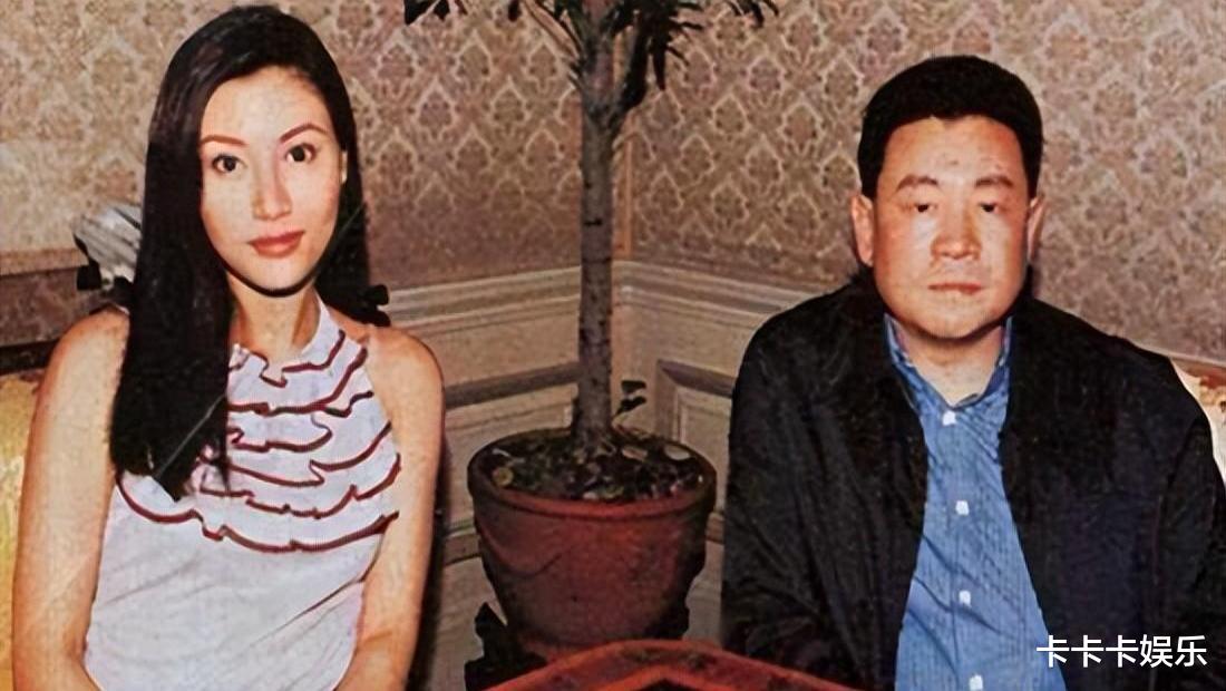 这一次,重病在床的李嘉欣,让我们看到了什么叫“现世报”!