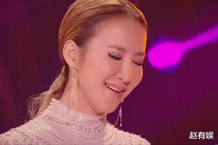 李克勤表面冷血无情、替罪蓝台，实则隐秘发声，背后原因令人泪目