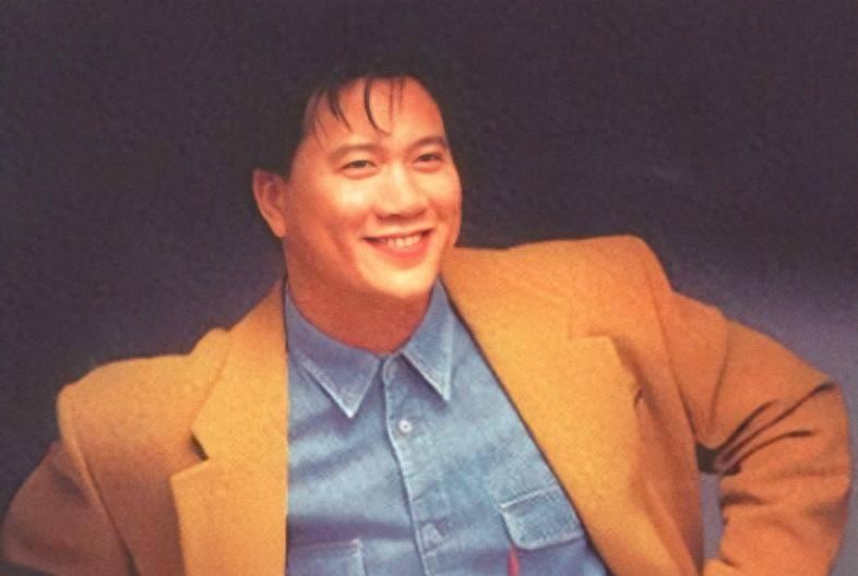 不要嘲笑万梓良的落魄,如果可以,谁不想体体面面生活