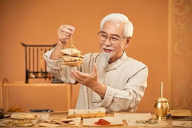 一个对脾胃超好的药，滋阴、清热、祛湿、化瘀一把抓 横扫胃炎胃痛