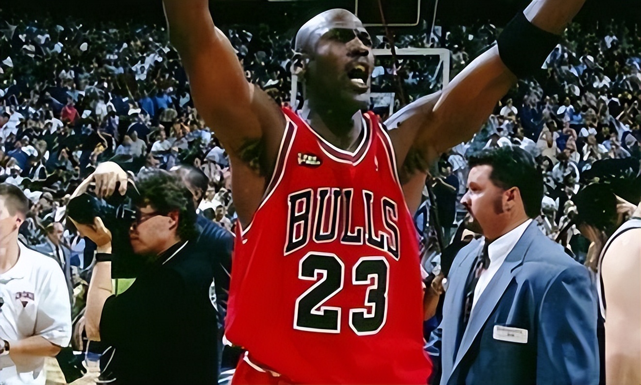 乔丹退役两年,为何爵士未能夺得总冠军? - 体育资讯(主打网)